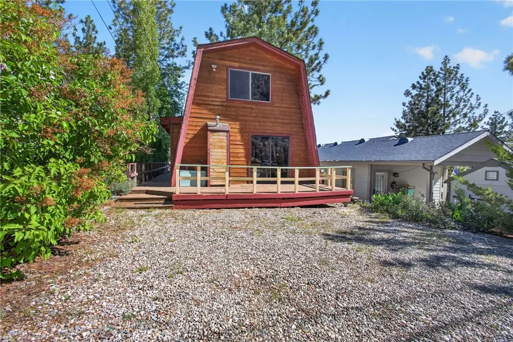 2068 Slippery Elm, Wrightwood, CA — listing photo 1