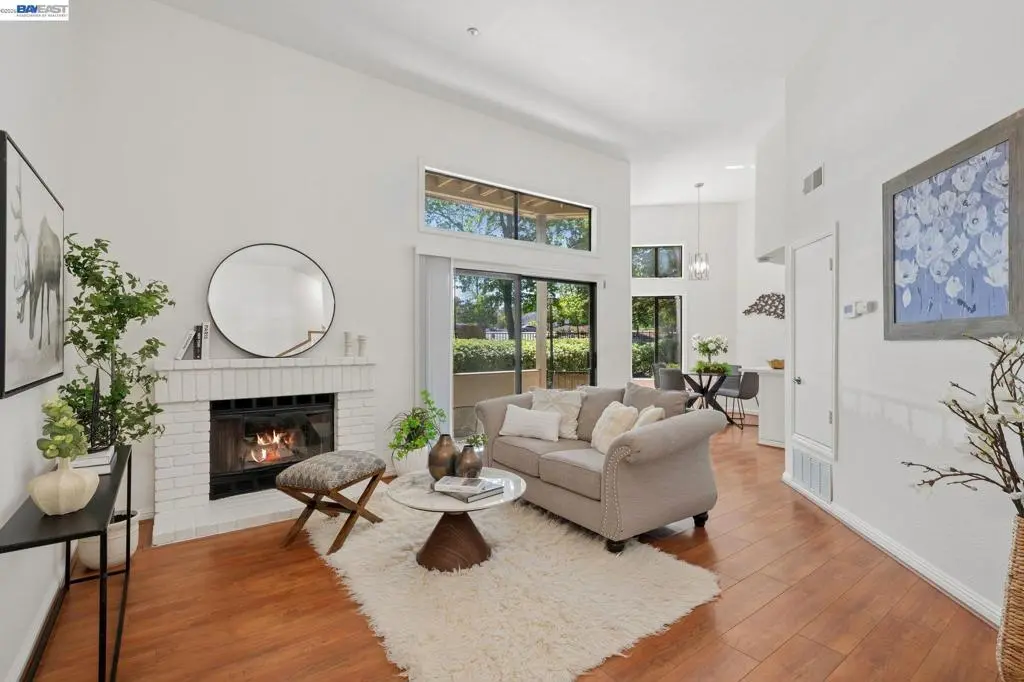 3474 Smoketree Commons Dr D, Pleasanton, CA — listing photo 1