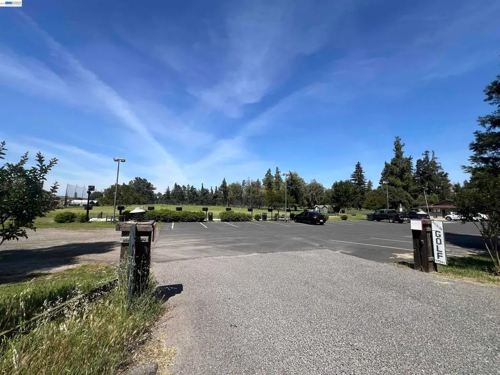 17051 Escalon Bellotta Rd, Escalon, CA — listing photo 1