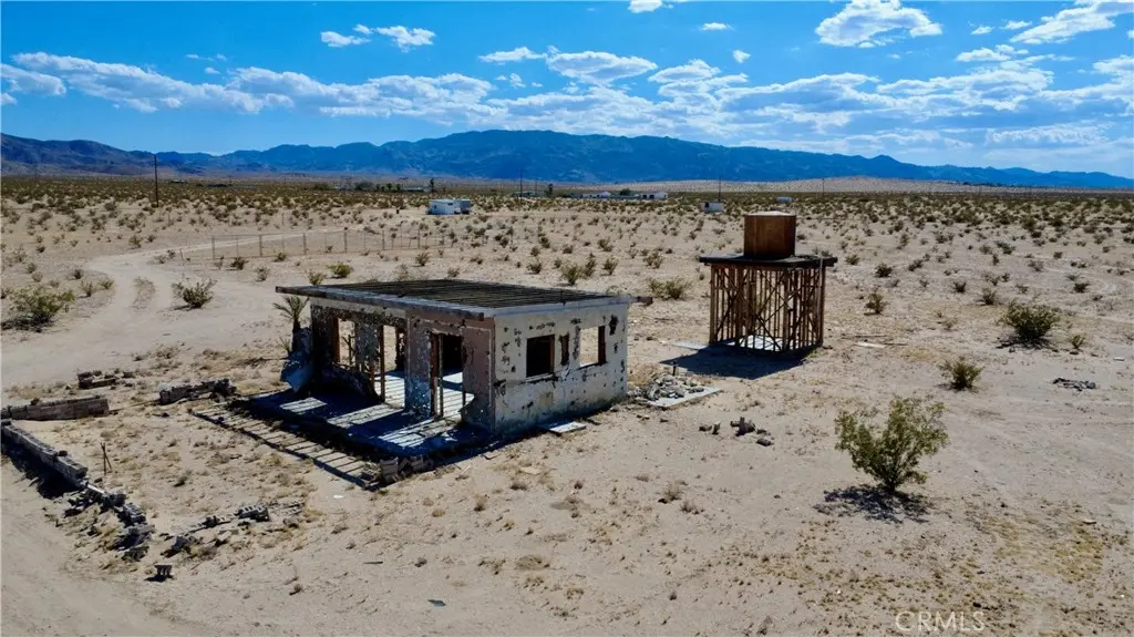 5620 Mojave Road, 29 Palms, CA — listing photo 1