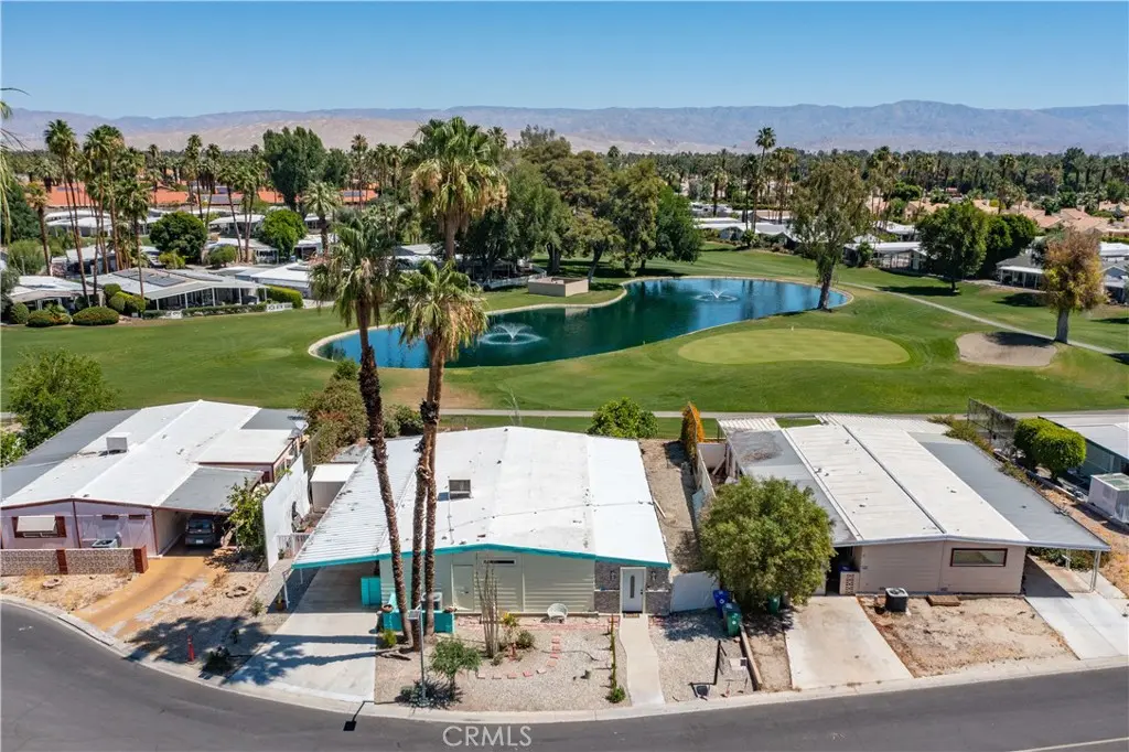 Manufactured In Park for sale at 86 Via Minorca, Cathedral City, CA featuring 2 beds and 2 baths