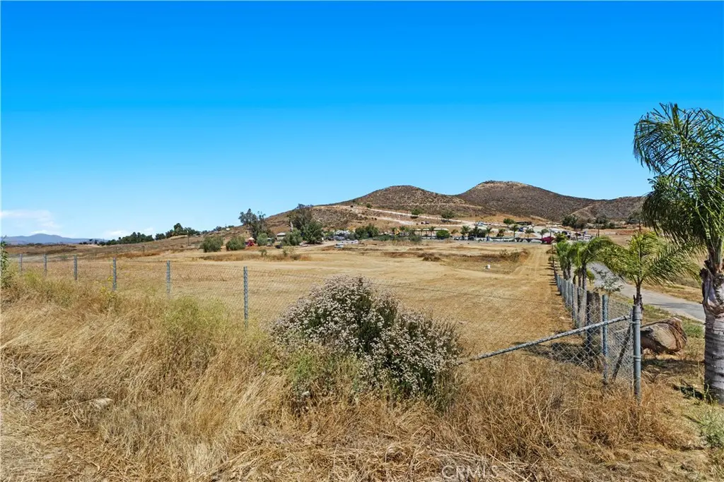 31750 KELLER Road, Winchester, CA — listing photo 1