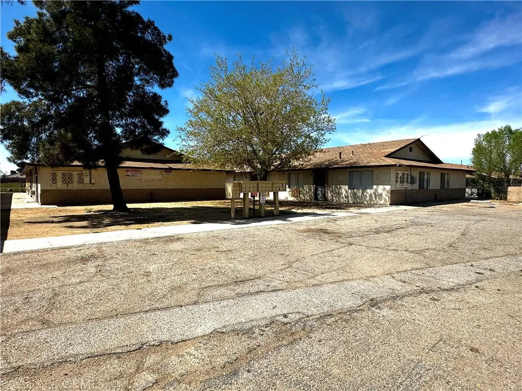 Apartment for rent at 11661 11665 White Avenue, Adelanto, CA featuring 2 beds and 1 bath