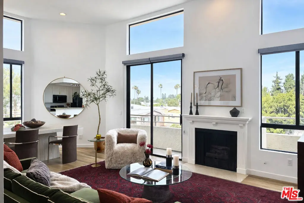 13920 Moorpark Street 308, Sherman Oaks, CA — listing photo 1