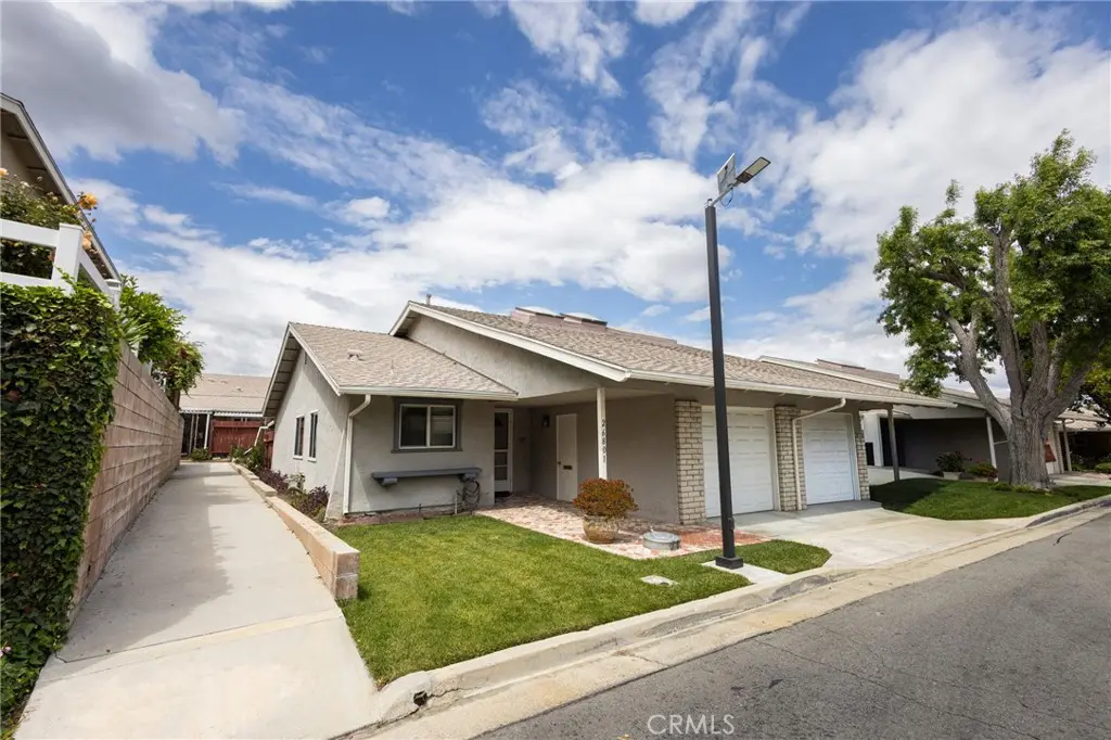 26801 Circle Of The Oaks, Newhall, CA — listing photo 1