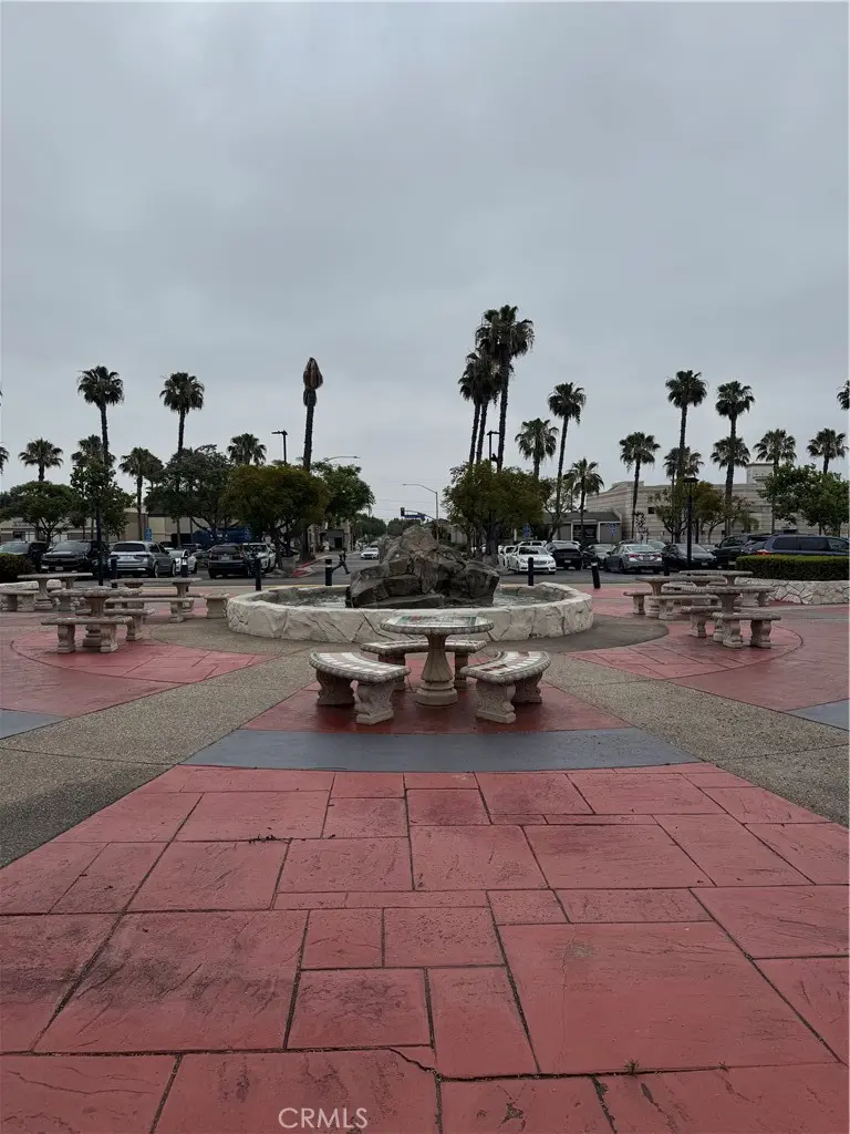 Residential Lease for rent at 17888 Alburtis B111, Artesia, Los Angeles County, CA featuring 1 bed and 1 bath