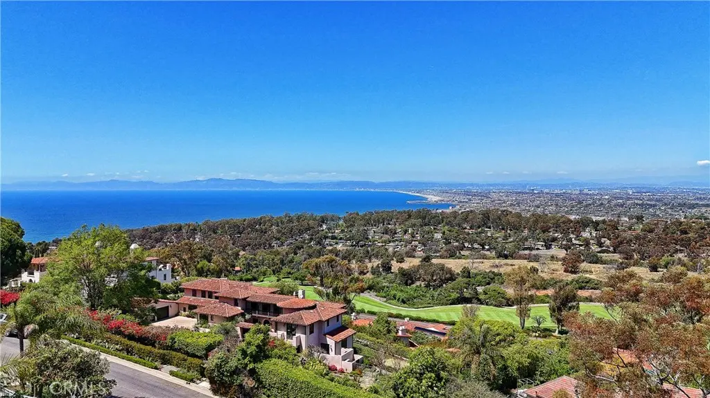 702 via La Cuesta, Palos Verdes Estates, CA — listing photo 1