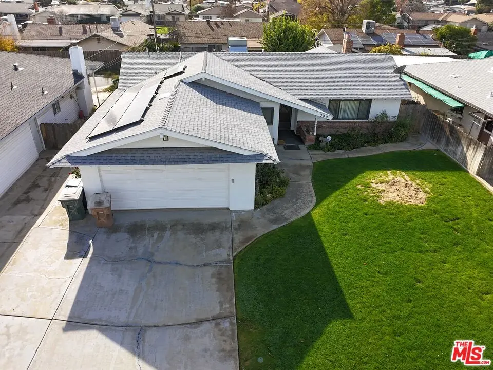 309 Pilot Avenue, Bakersfield, CA — listing photo 1