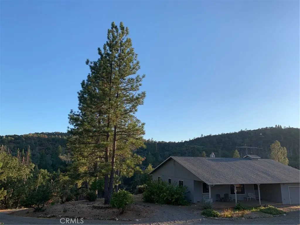 5636 E Whitlock, Mariposa, CA — listing photo 1