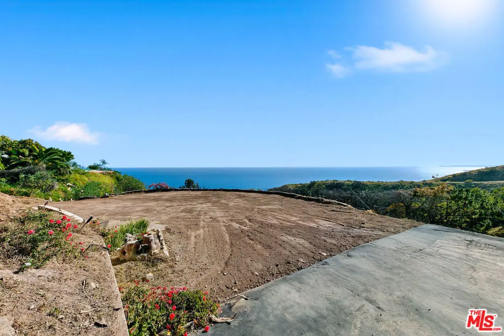 20756 Seaboard Road, Malibu, CA — listing photo 1