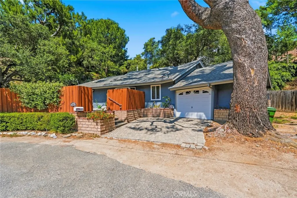 6489 Alta Gracia, Tujunga, CA — listing photo 1