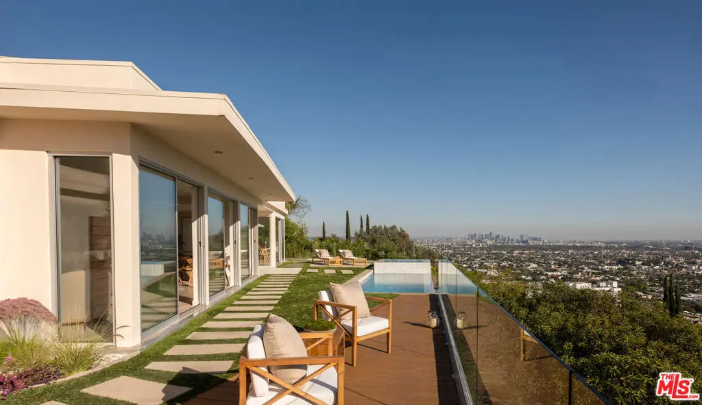Single Family Residence for sale at 8515 Hedges Way, West Hollywood, CA featuring 3 beds and 3 baths