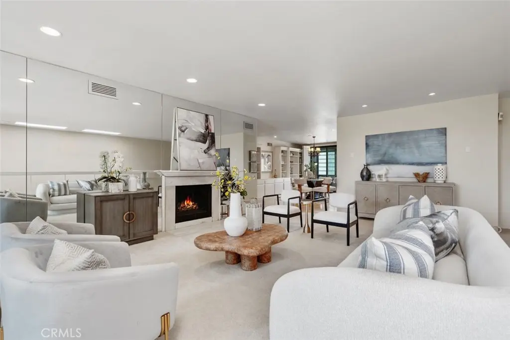 885 S Orange Grove 2, Pasadena, CA — listing photo 1
