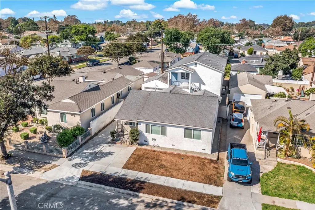 6025 Bellflower, Lakewood, CA — listing photo 1