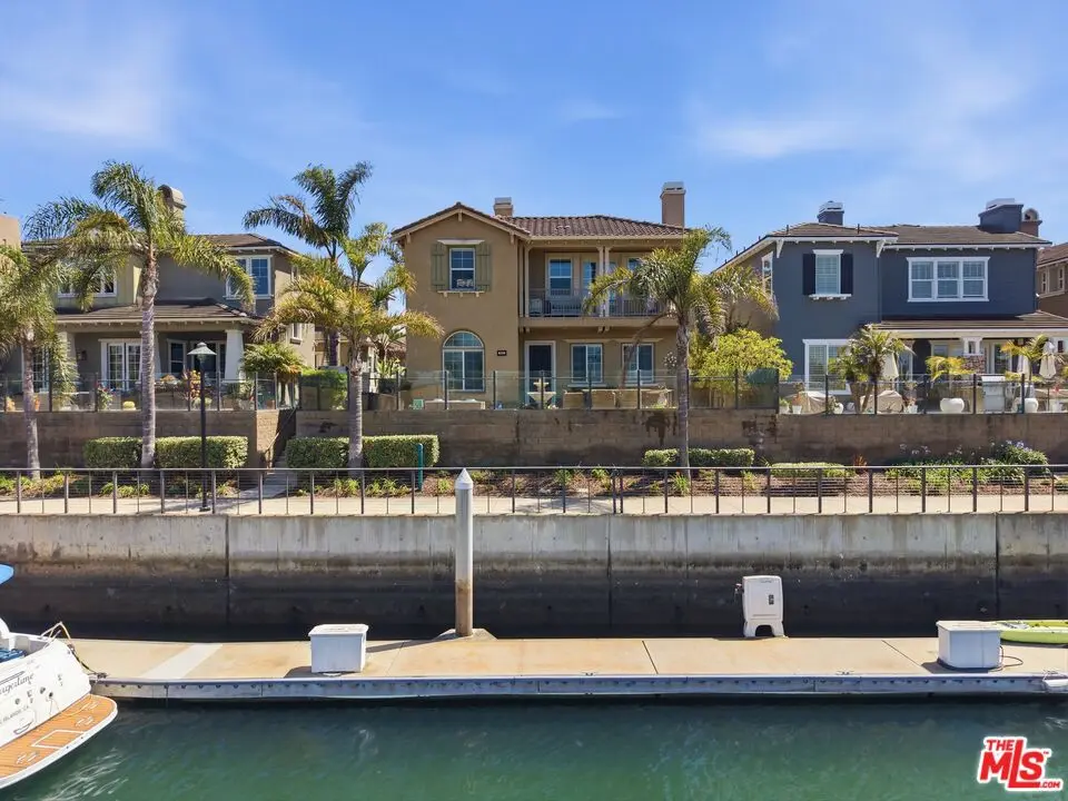 Single Family Residence for sale at 4061 Adriatic Street, Oxnard, CA featuring 4 beds and 3 baths
