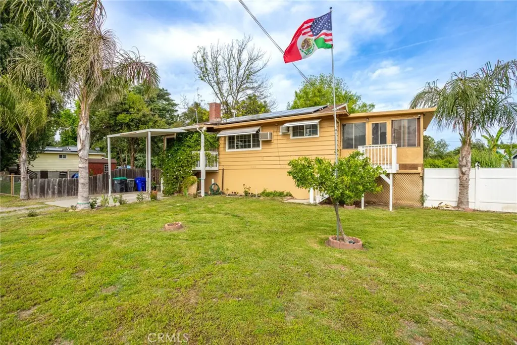 Single Family Residence for sale at 351 5th, Tehama, CA featuring 2 beds and 1 bath
