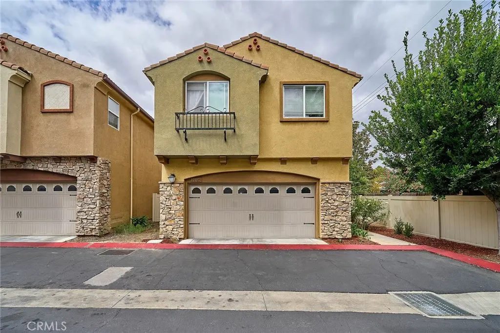 21125 Ingomar Court, Canoga Park, CA — listing photo 1