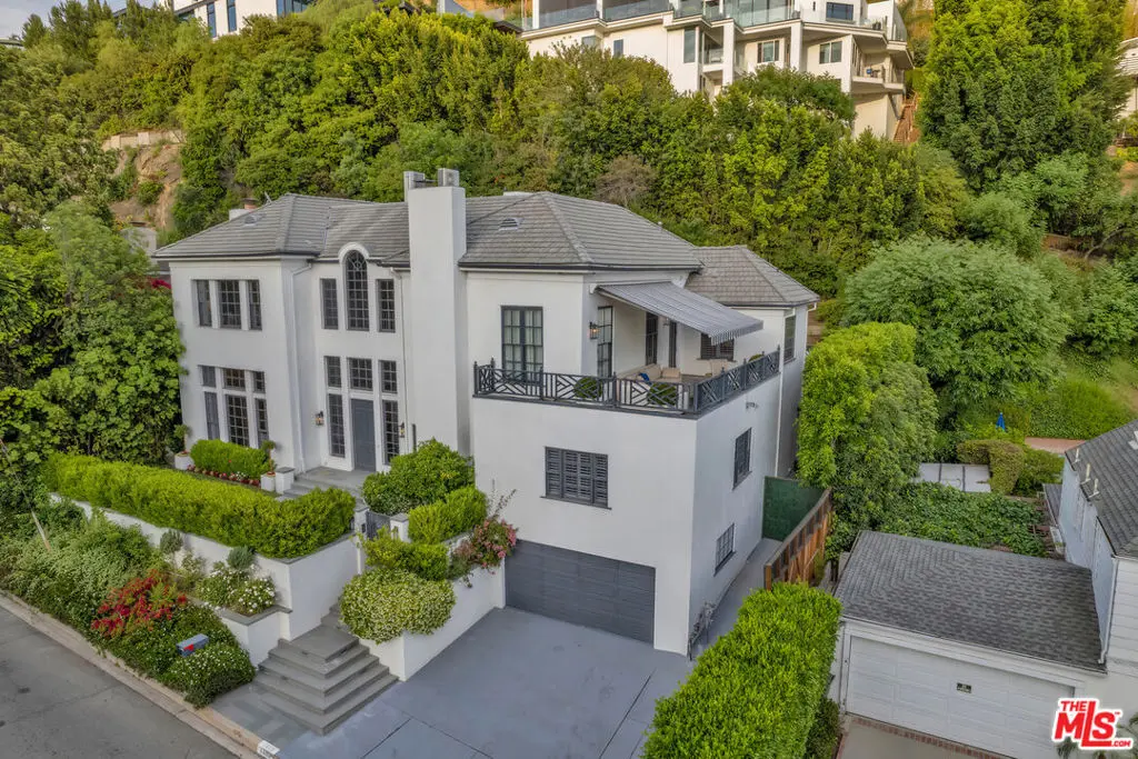 Single Family Residence for sale at 1460 N Doheny Drive, Los Angeles, CA featuring 5 beds and 7 baths