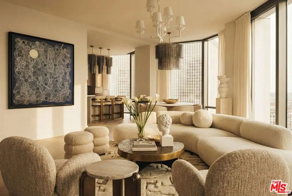 Condominium for sale at 211 W Elm Court 23B, Los Angeles, CA featuring 2 beds and 3 baths