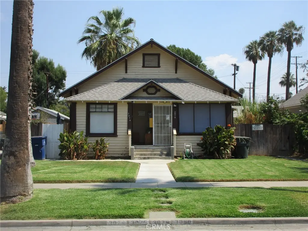 Apartment for sale at 3076 Lemon, Riverside, CA