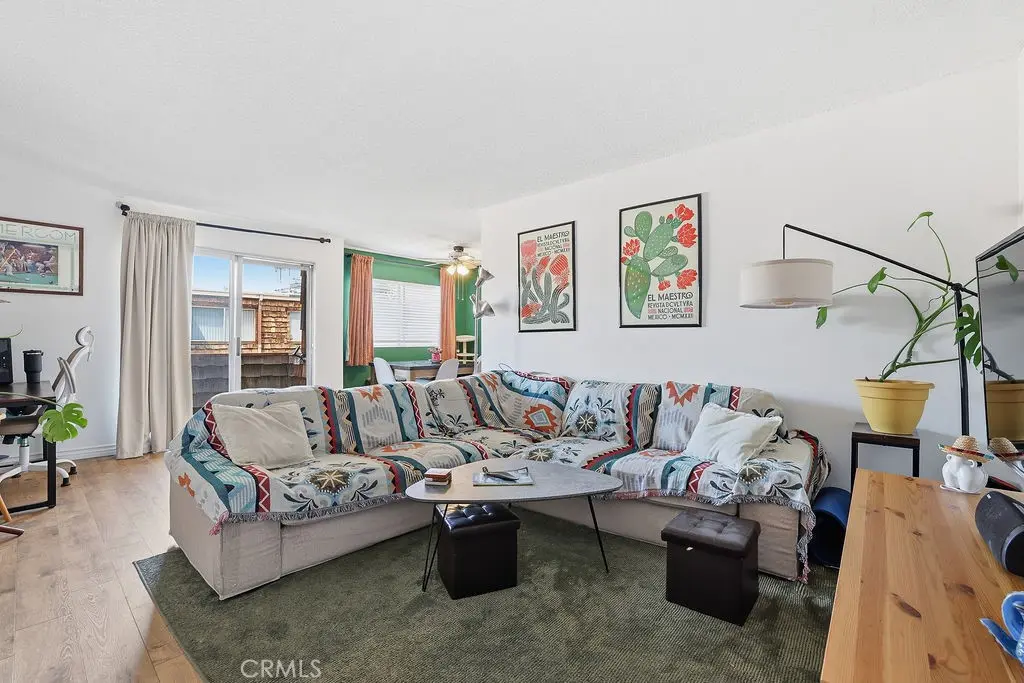 5400 Newcastle Avenue 45, Encino, CA — listing photo 1