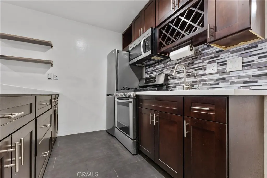 Condominium for sale at 17200 Newhope Street 226, Fountain Valley, CA featuring 1 bed and 1 bath
