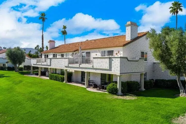 Residential Lease for rent at 274 Vista Royale Circle E, Palm Desert, Riverside County, CA featuring 3 beds and 3 baths