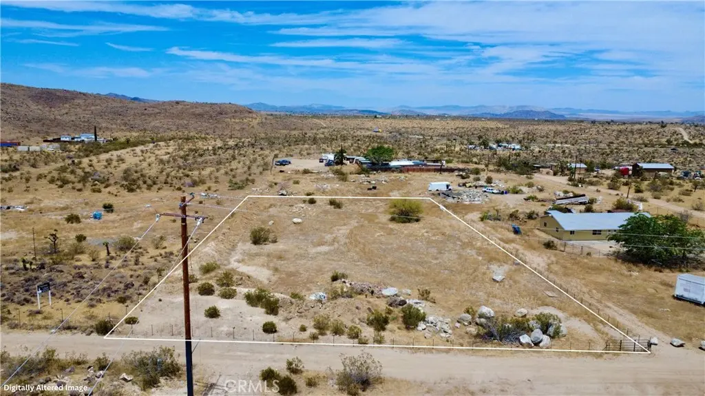 55700 Sunset Avenue, Yucca Valley, CA — listing photo 1