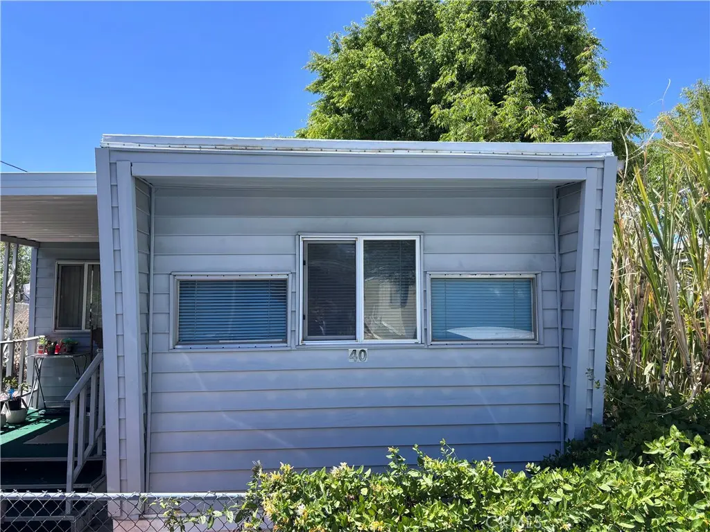 Manufactured In Park for sale at 37311 47th E 40, Palmdale, CA featuring 3 beds and 1 bath