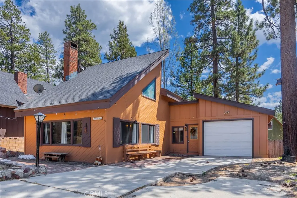 39945 Trail Of The Whispering Pines, Big Bear Lake, CA — listing photo 1