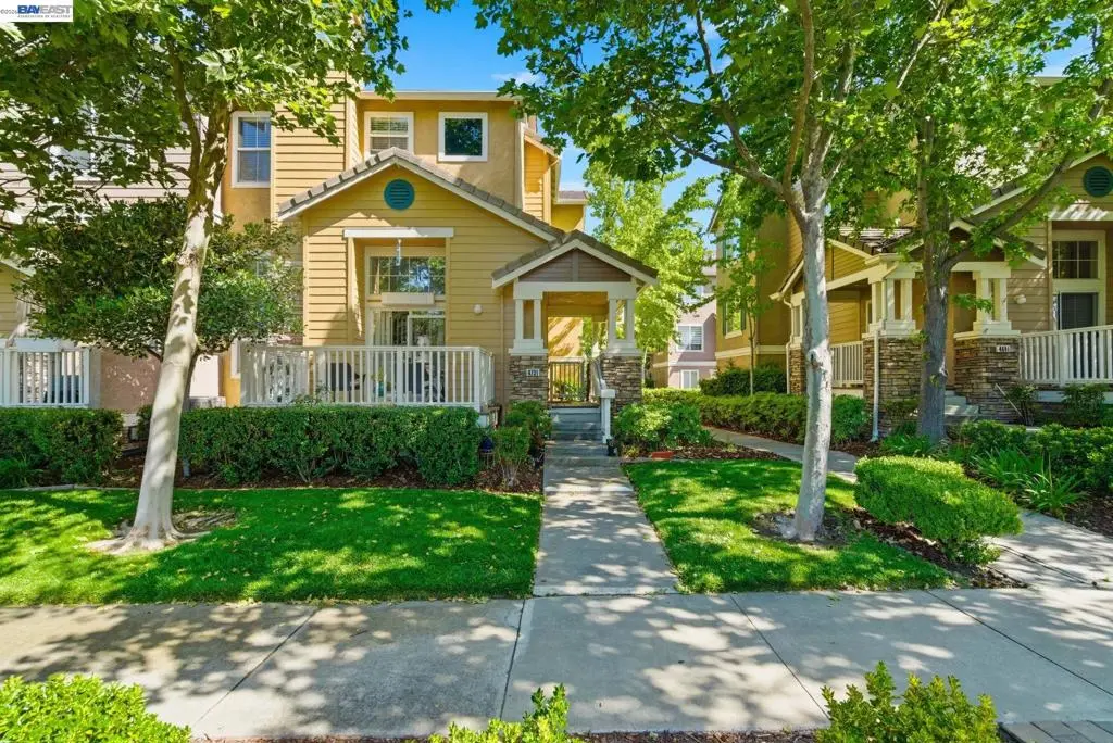 Condominium for sale at 4731 Mangrove Dr, Dublin, CA featuring 3 beds and 3 baths