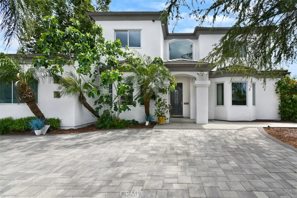 17846 Palora, Encino, CA — listing photo 1