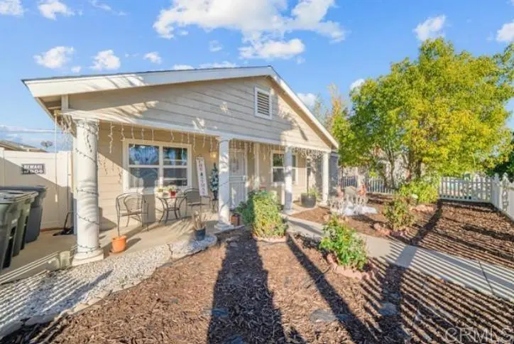 Single Family Residence for rent at 154 E 11th Street, Perris, CA featuring 3 beds and 2 baths