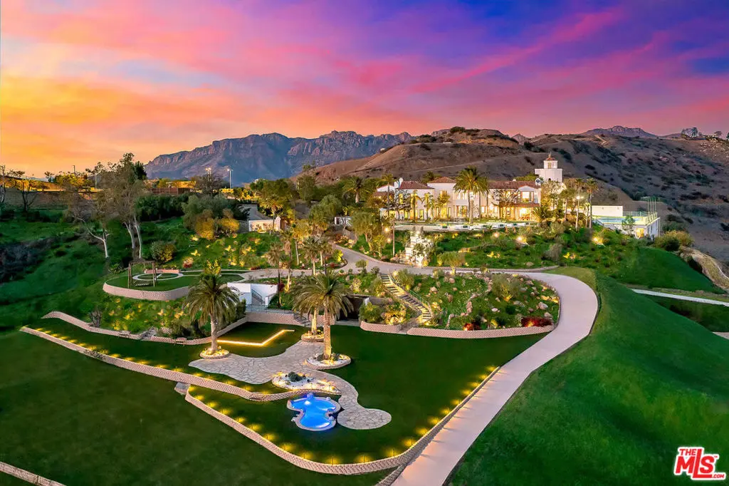 Residential Lease for rent at 10502 Yellow Hill Road, Malibu, Los Angeles County, CA featuring 9 beds and 10 baths