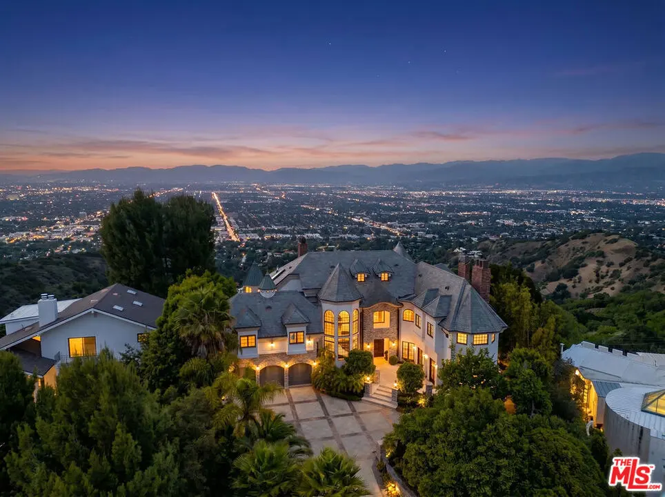 Single Family Residence for sale at 13320 Mulholland Drive, Beverly Hills, CA featuring 5 beds and 7 baths