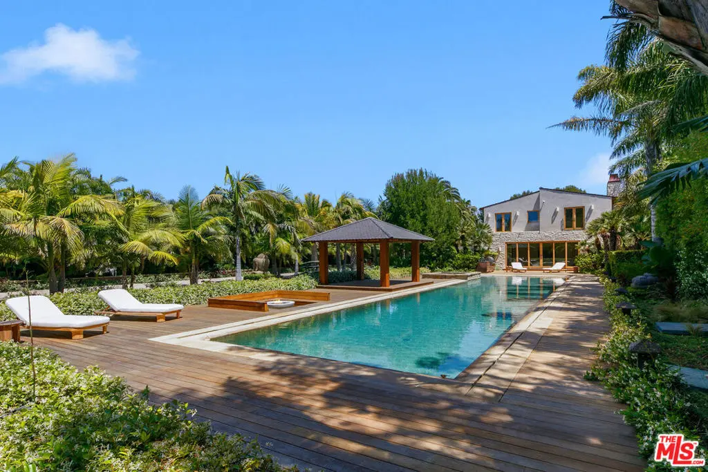 Residential Lease for rent at 6902 Wildlife Road, Malibu, Los Angeles County, CA featuring 5 beds and 8 baths