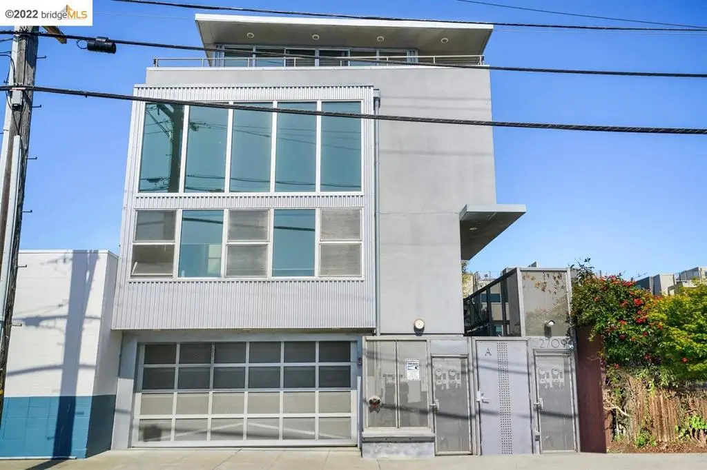 Condominium for sale at 2709 10th Street C, Berkeley, CA featuring 2 beds and 2 baths