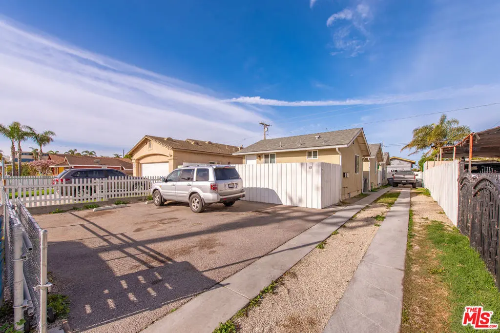 Residential Income for sale at 117 S Hayes Avenue, Oxnard, CA featuring 3 beds and 3 baths