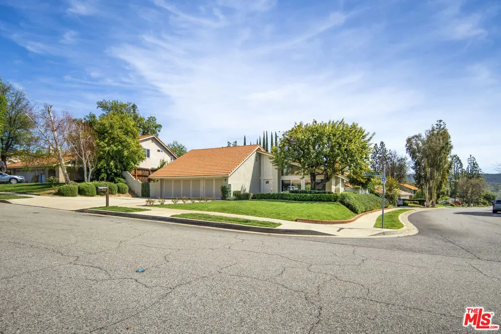 Residential Lease for rent at 22634 Town Crier Road, Calabasas, Los Angeles County, CA featuring 4 beds and 2 baths