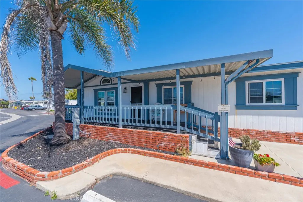 21851 Newland St 266, Huntington Beach, CA — listing photo 1