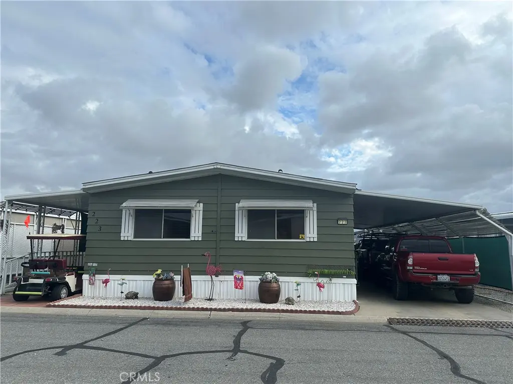 Manufactured In Park for sale at 5001 W Florida Avenue 223, Hemet, CA featuring 2 beds and 2 baths