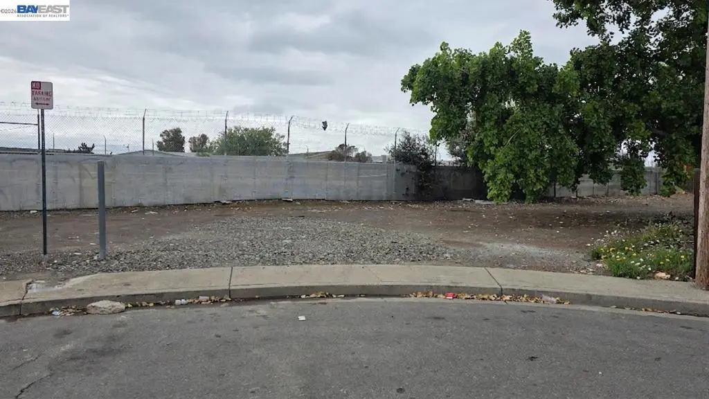 218 Valle Vista Ave, Hayward, CA — listing photo 1