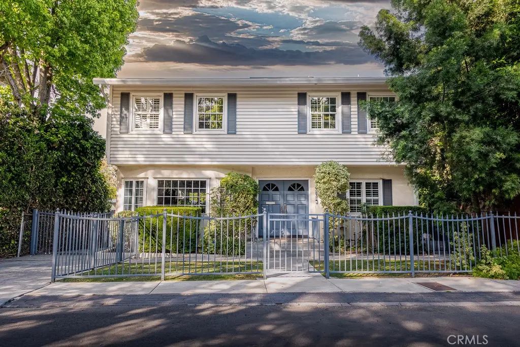 13383 Contour Drive, Sherman Oaks, CA — listing photo 1