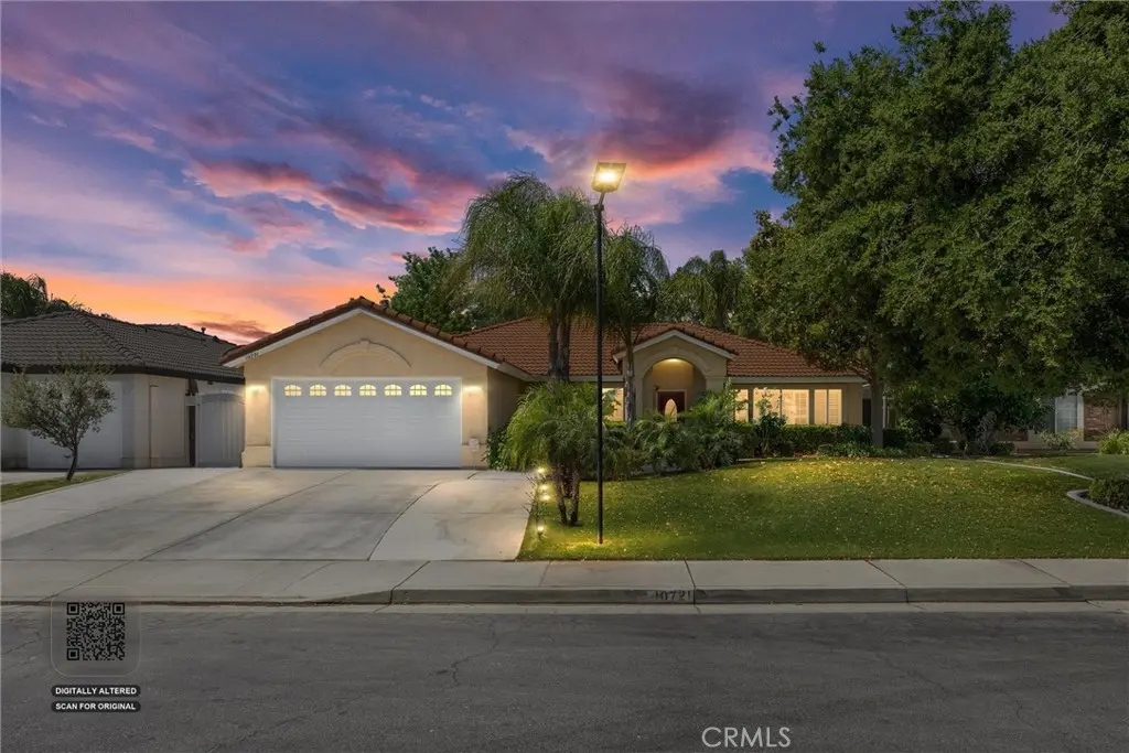 Single Family Residence for sale at 10721 Loughton, Bakersfield, CA featuring 4 beds and 2 baths