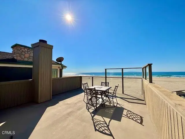 Single Family Residence for rent at 3949 Ocean Drive, Oxnard, CA featuring 3 beds and 2 baths