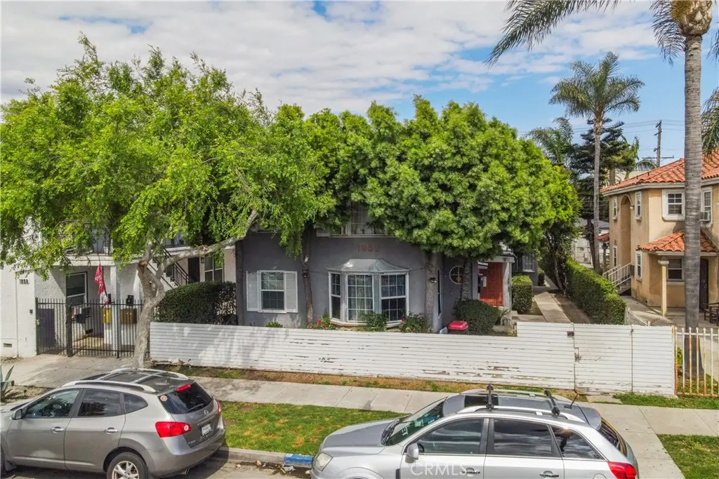 1952 Pine, Long Beach, CA — listing photo 1