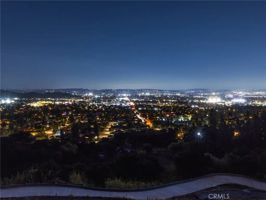 1000 N Grand, Glendora, CA — listing photo 1