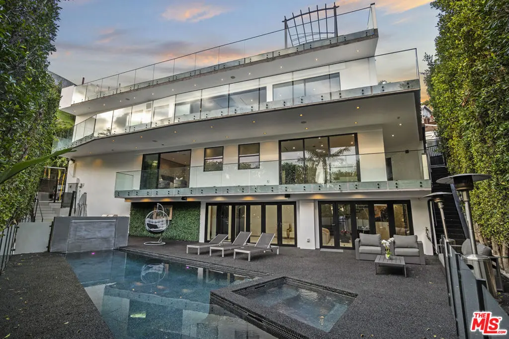 Single Family Residence for rent at 1680 Sunset Plaza Drive, Los Angeles, CA featuring 5 beds and 3 baths