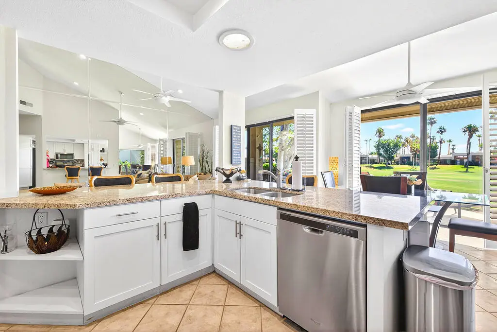 Residential Lease for rent at 55090 Shoal Creek, La Quinta, Riverside County, CA featuring 3 beds and 2 baths