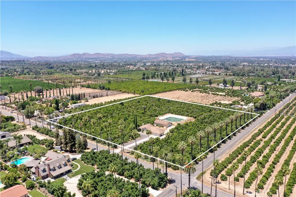 Single Family Residence for sale at 8715 Dufferin, Riverside, CA featuring 4 beds and 3 baths